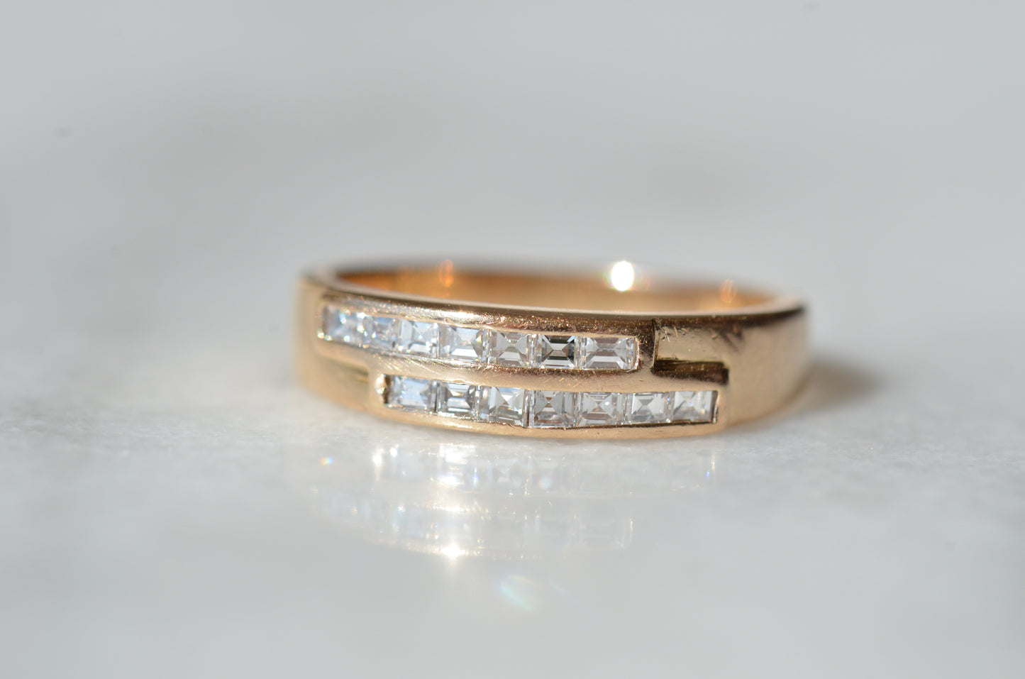 Sexy Vintage Carré Cut Diamond Band