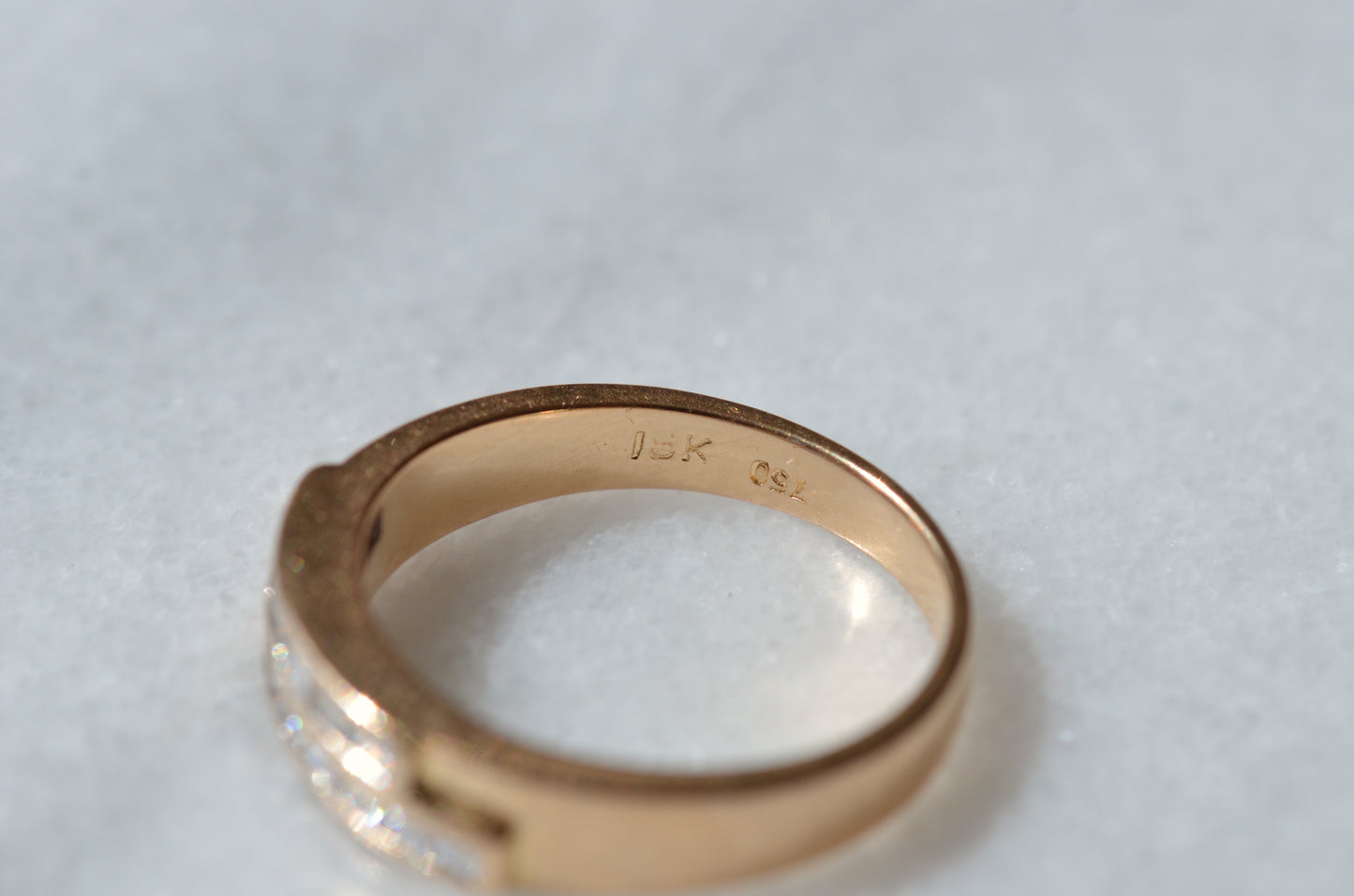 Sexy Vintage Carré Cut Diamond Band