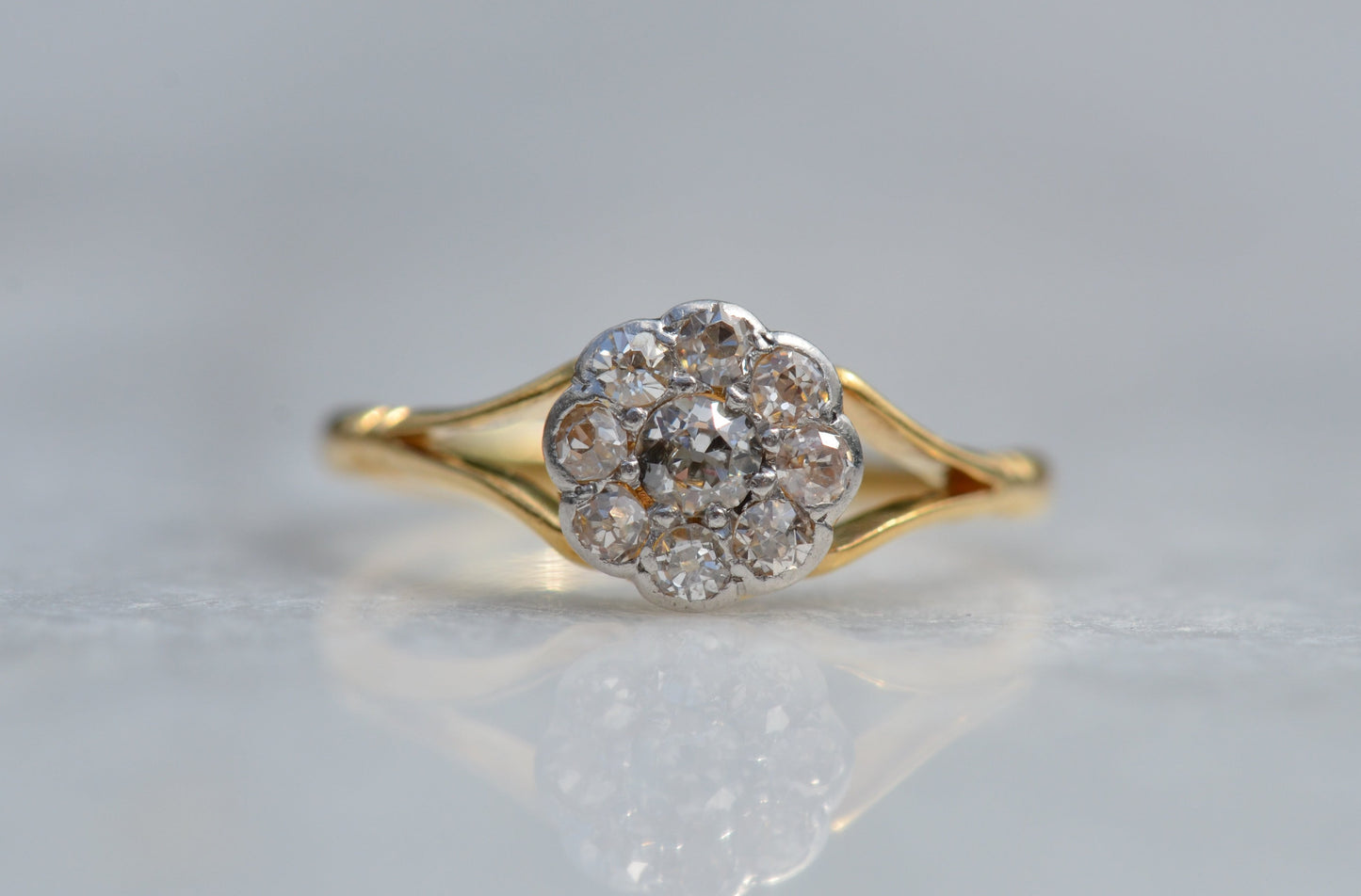 Darling Antique Baby Daisy Ring