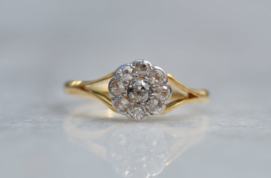 Darling Antique Baby Daisy Ring