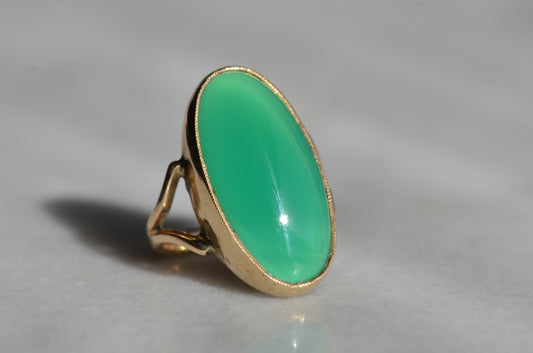 Striking Vintage Chrysoprase Ring