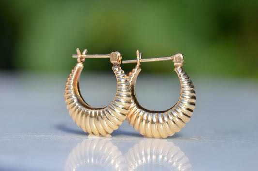 Perfect Mid-Size Vintage Shrimp Hoops