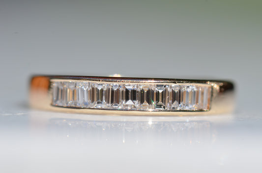 Luxurious Vintage Baguette Band