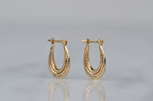 Petite Vintage Oval Hoops