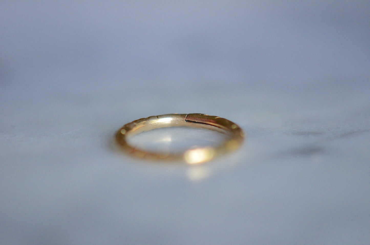 Lovely Georgian-Style Chased Gold Split Ring