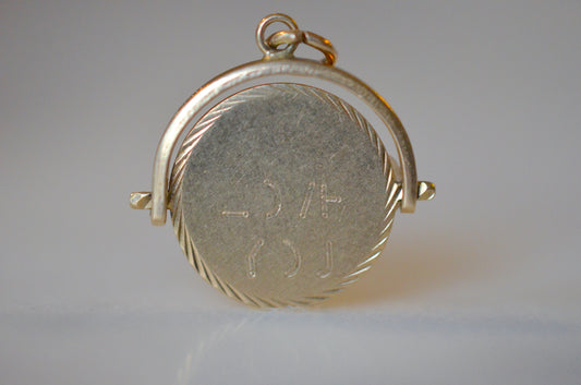 Dainty Edged "I Love You" Spinner 1977