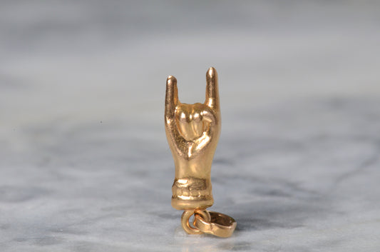 Iconic Estate Mano Cornuto Charm