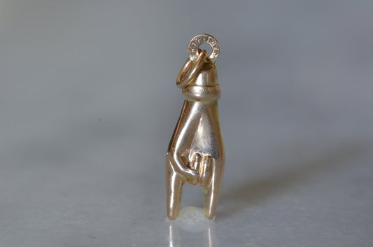 Chubby Vintage Mano Cornuto Charm