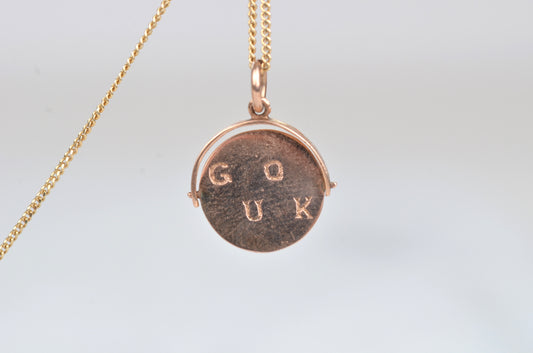 Vintage Rose Gold "Good Luck" Spinner