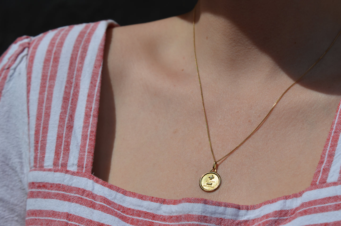 Beautiful Estate Médaille d'Amour Pendant