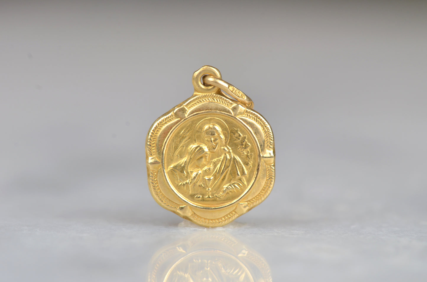 Detailed Vintage First Communion Medallion
