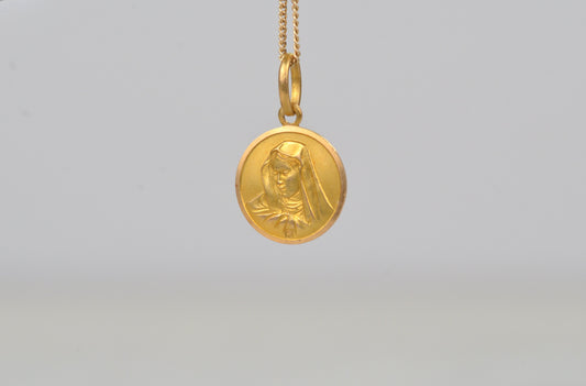 Detailed Vintage Mary Pendant