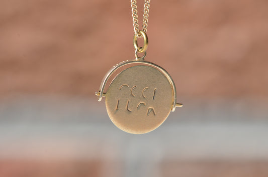 Playful Vintage Good Luck Spinner