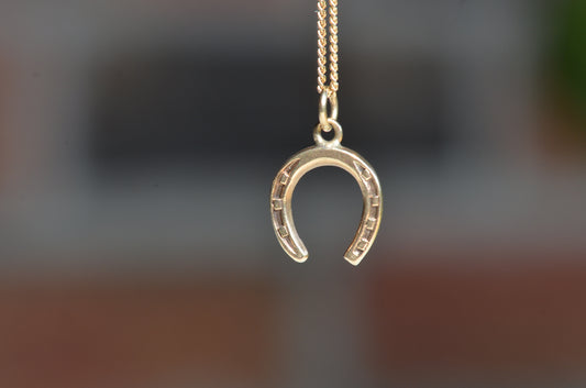 Detailed Vintage Horseshoe Charm