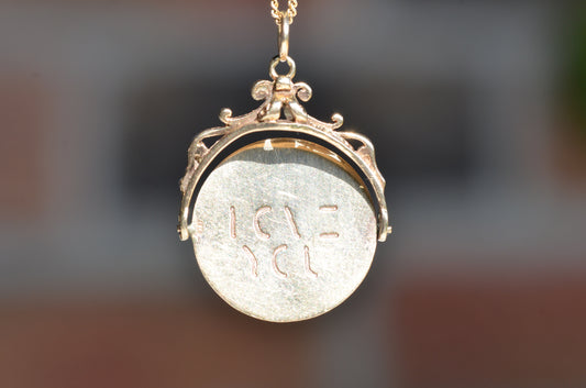 Fancy Large Vintage I Love You Spinner