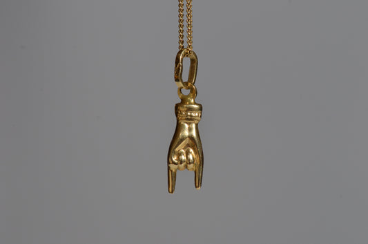 Protective Vintage Mano Cornuto Charm