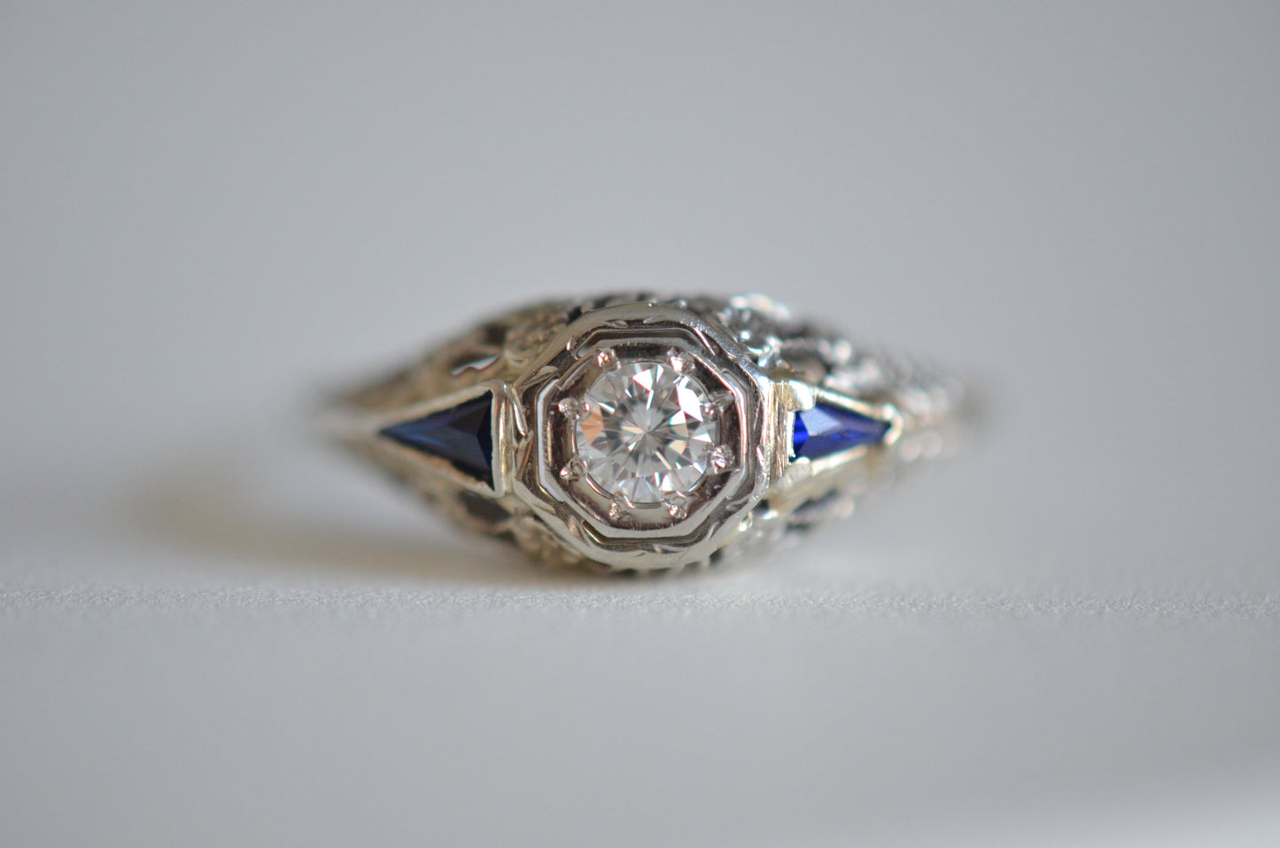Superb Diamond and Sapphire Art Deco Ring