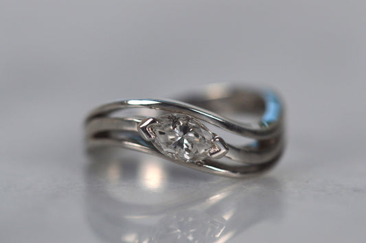 Elegant Vintage Marquise Solitaire Ring