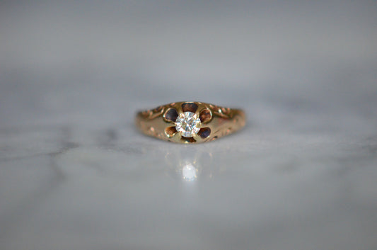 Amazing Retro Diamond Pinky Ring