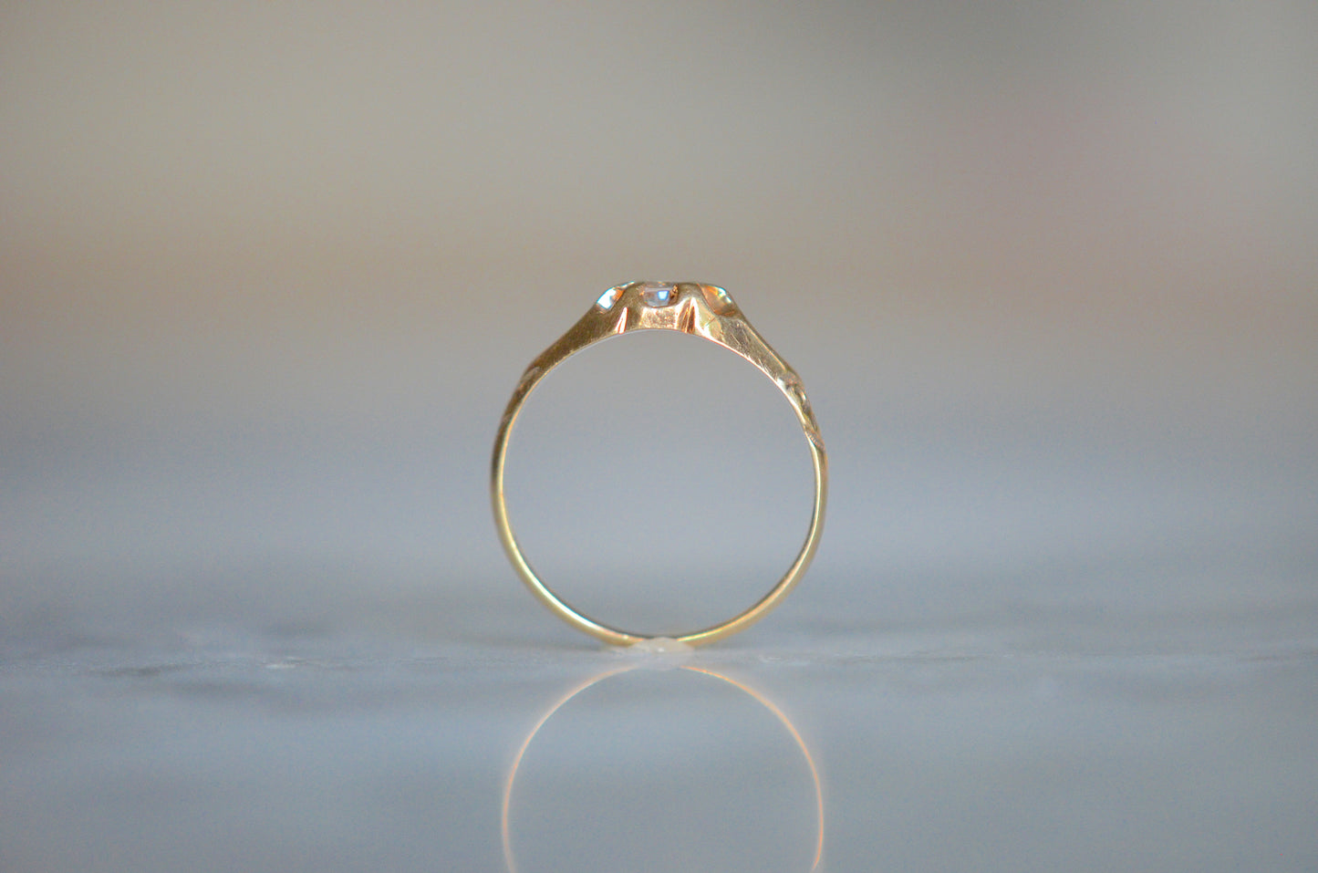 Scalloped and Detailed Belcher Diamond Ring