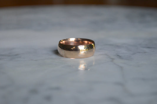 Luscious Rosy Gold Unisex Band