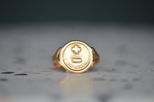 Well-Loved Medaille D'Amour Ring