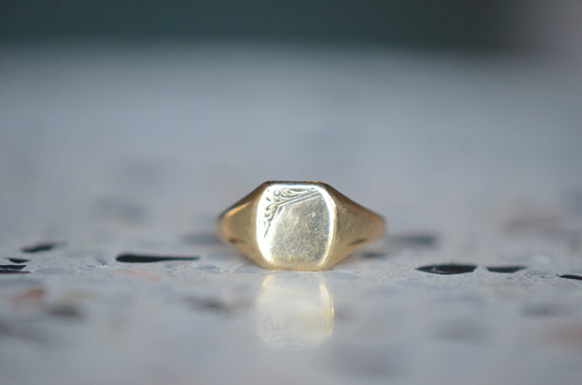 Comely Mid Century Signet Ring