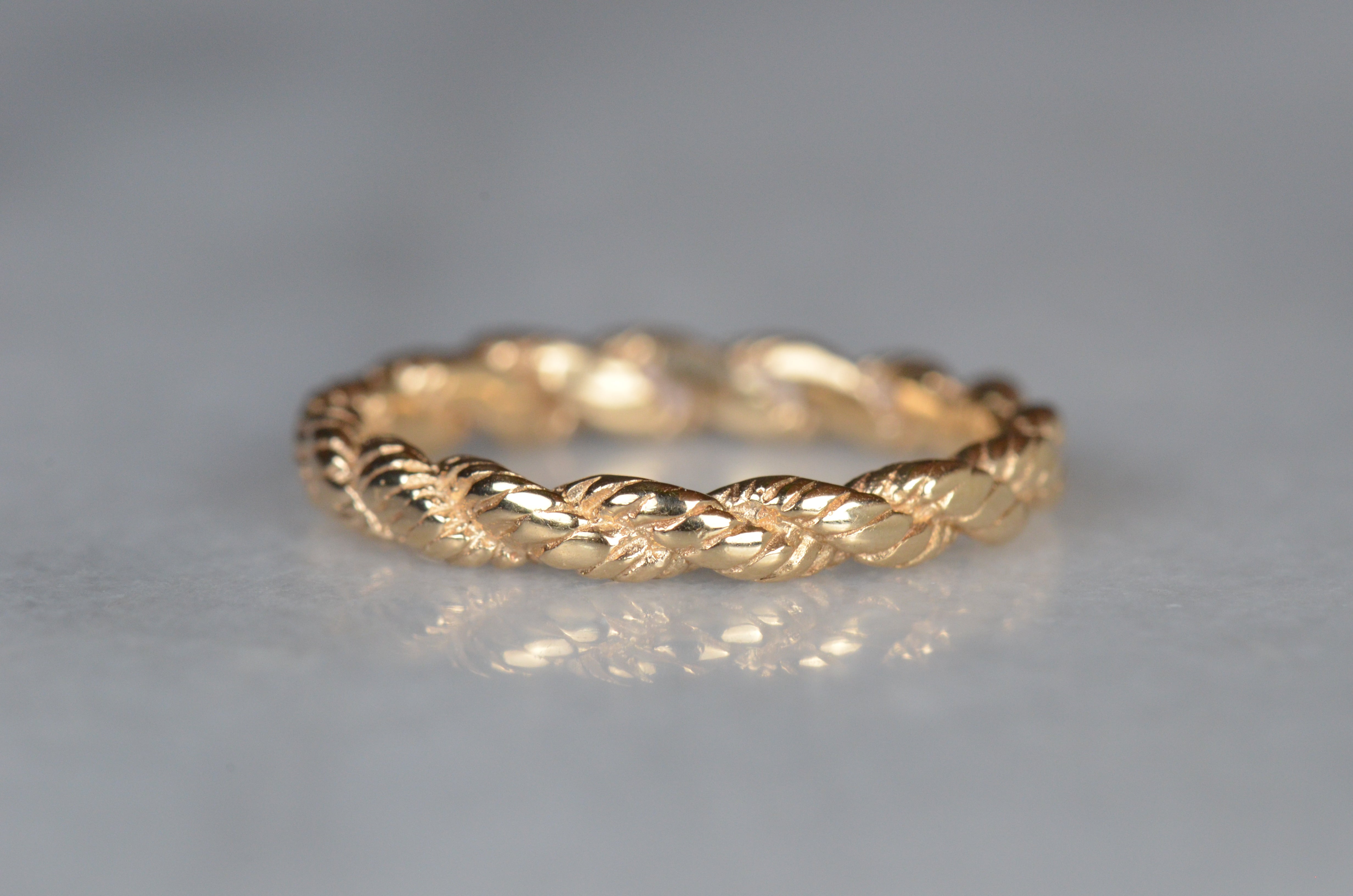 Gold Rope Ring Side View Textured Vintage Gold Rope Ring – St. Eloi