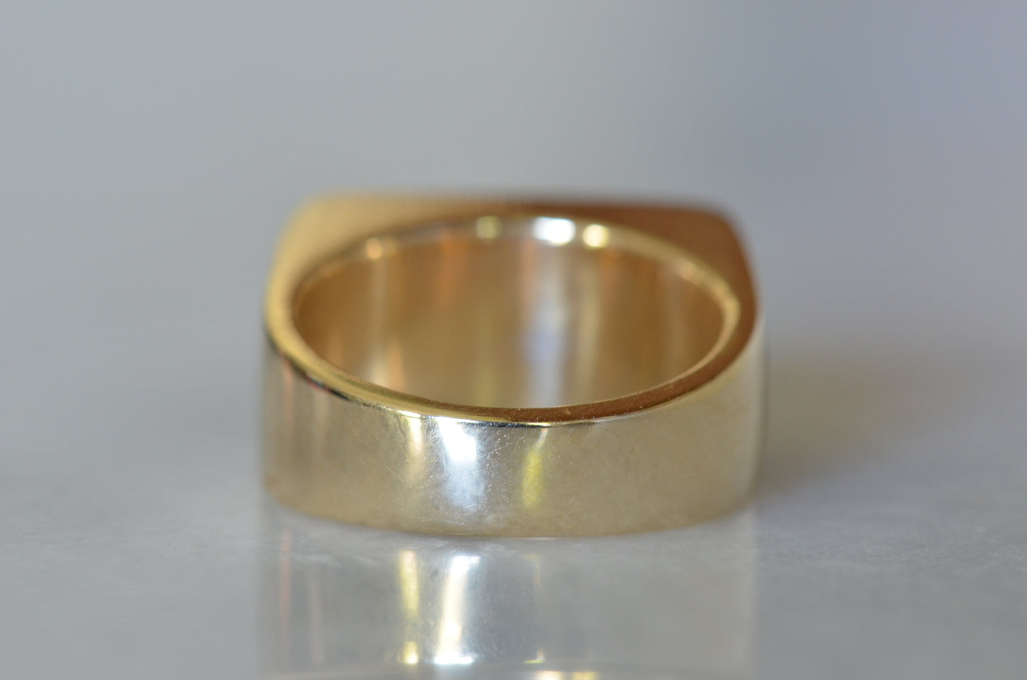 Outstanding Vintage Inlay Ring
