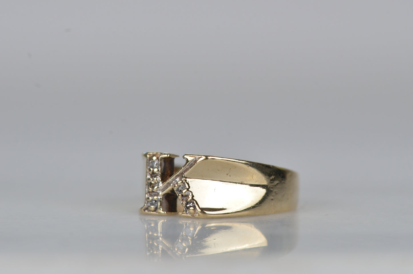 Bold Vintage K Diamond Ring