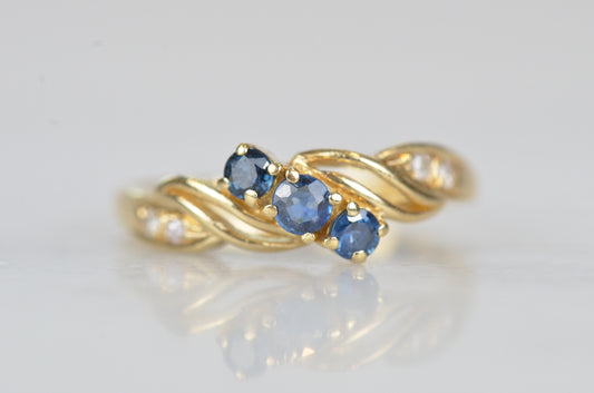 Scrolling Vintage Sapphire Trilogy Ring