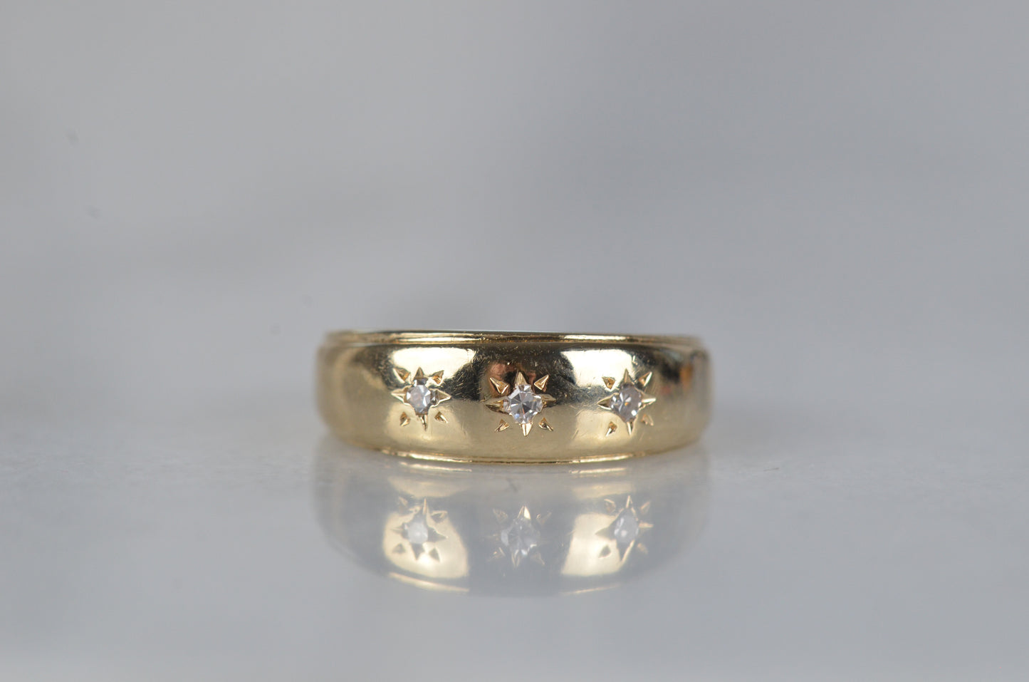 Classic Star-Set Trilogy Ring