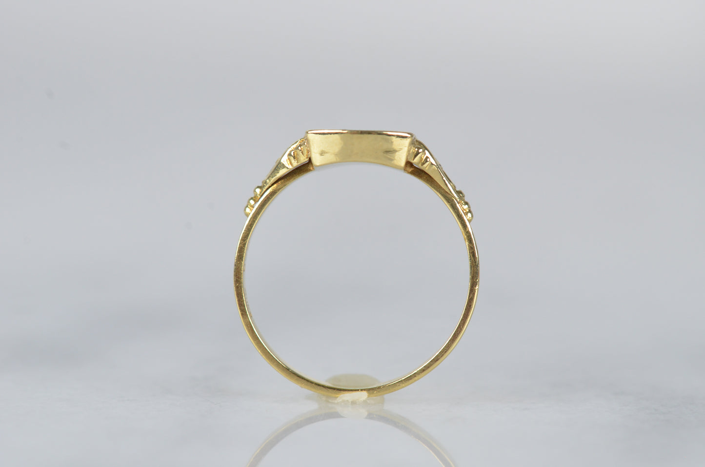 Easy Vintage Signet Ring KPM