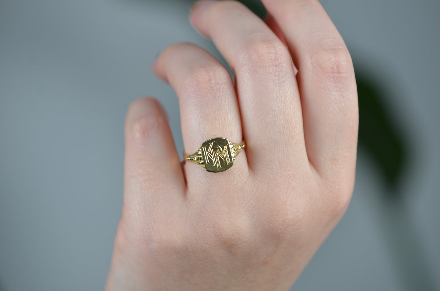 Easy Vintage Signet Ring KPM