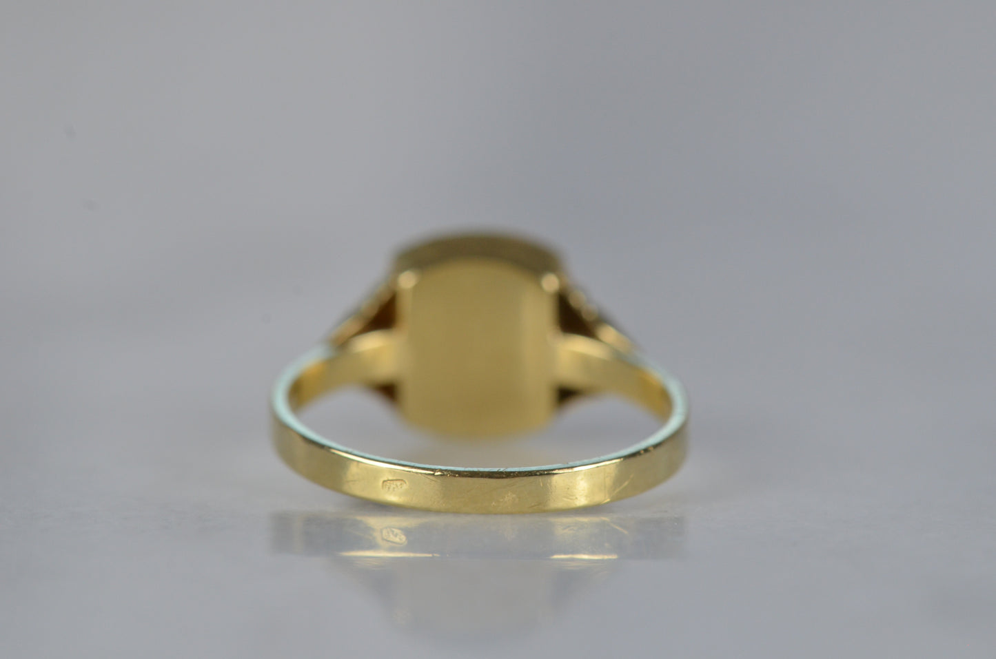 Easy Vintage Signet Ring KPM