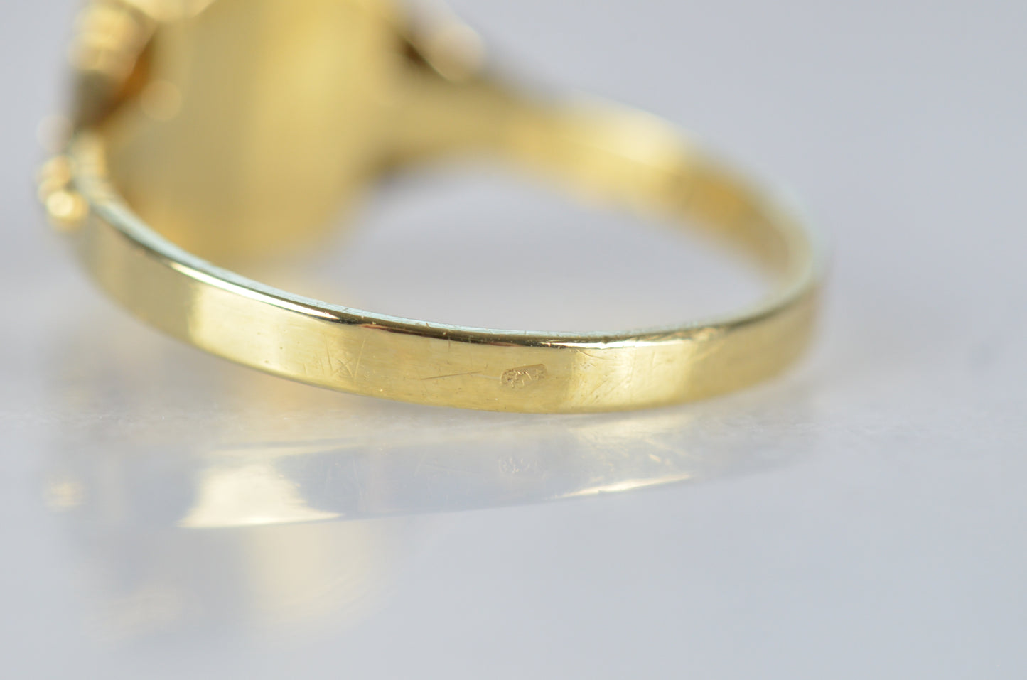 Easy Vintage Signet Ring KPM