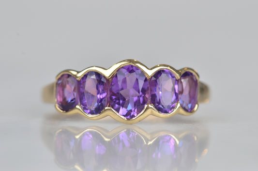 Vivid Vintage Amethyst Band Ring
