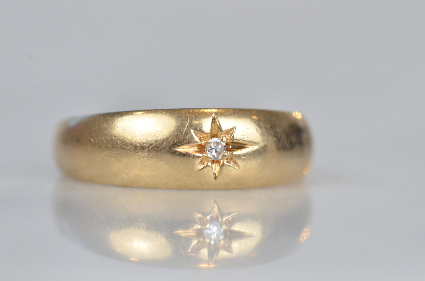 Essential Vintage Star Set Ring