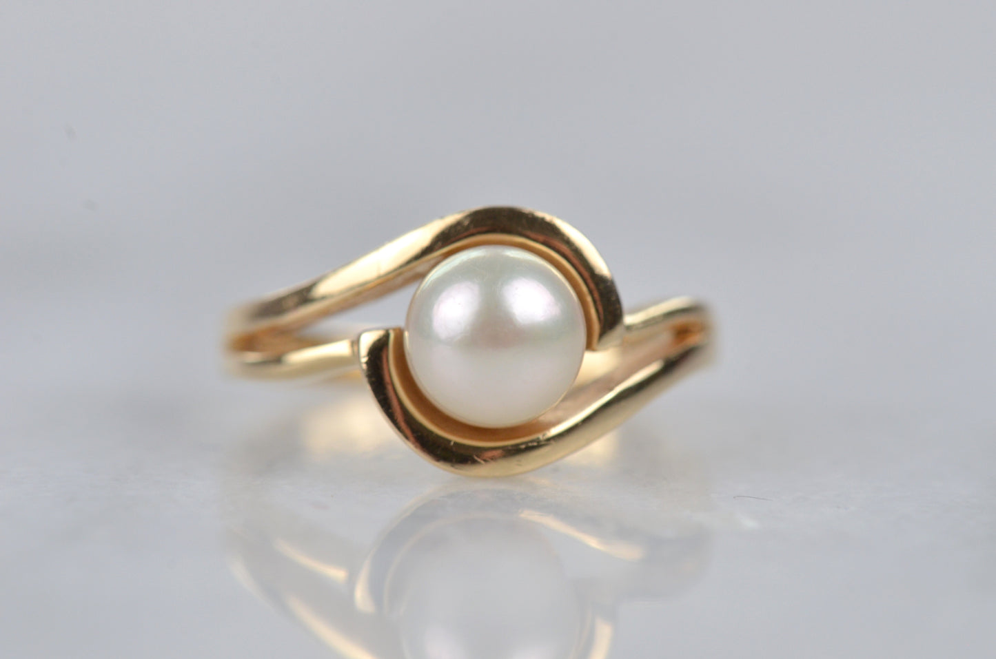 Swirling Pearl Ring