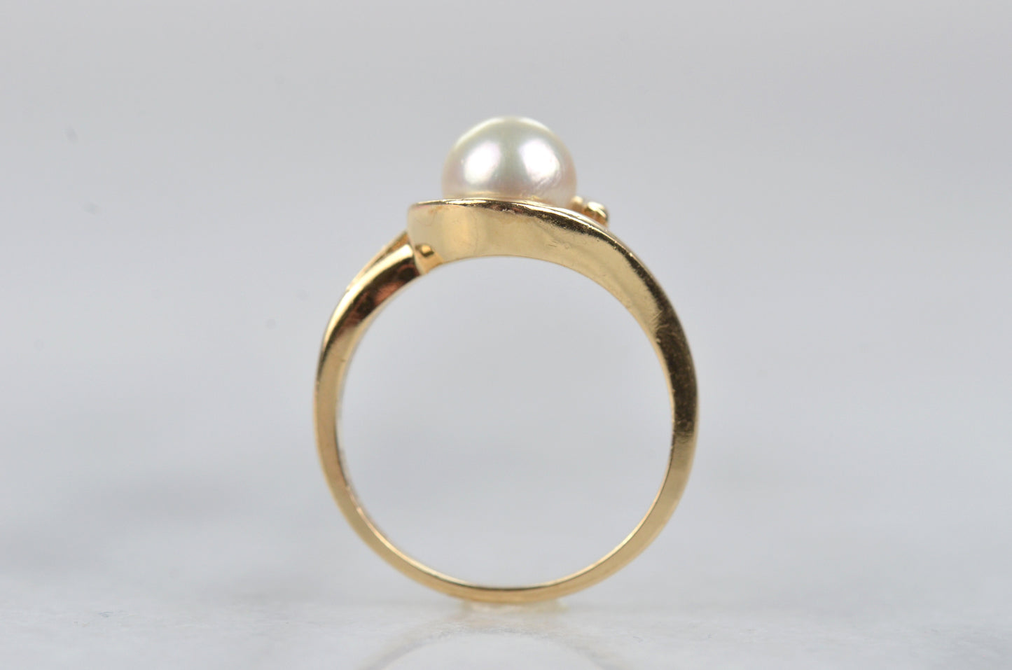 Swirling Pearl Ring