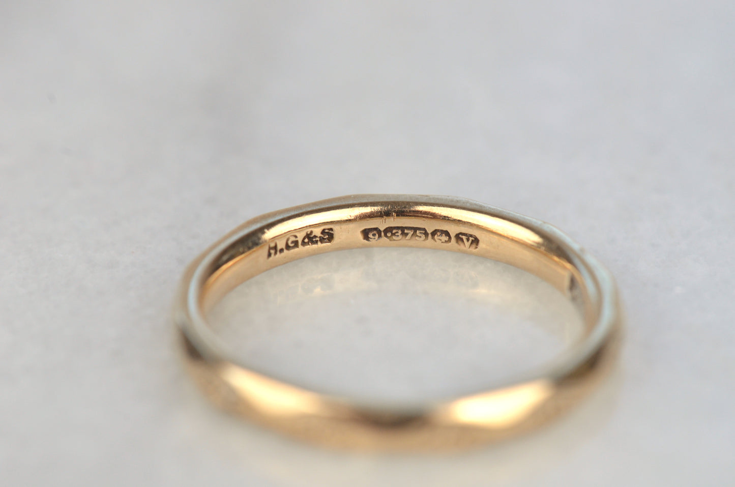 Soft Midcentury Engraved Facet Band