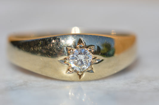 Victorian-Inspired Vintage Starburst Ring