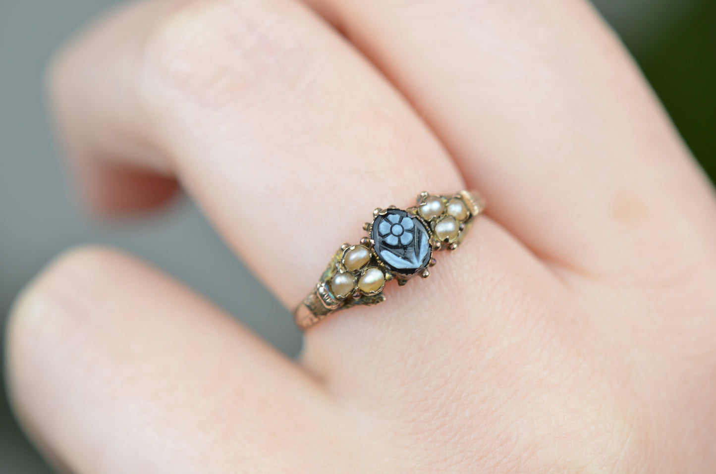 Sentimental Victorian Forget Me Not Ring