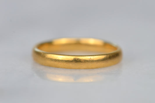 Glowing 22k Band 7.25 1926