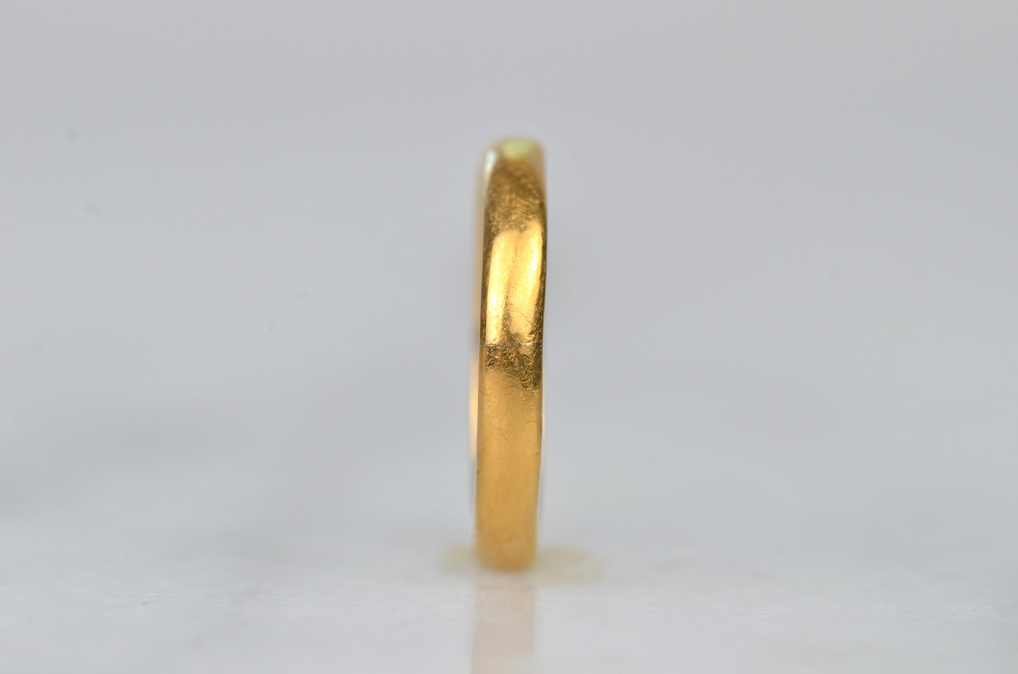 Gorgeous 22k Band 6 1/8 1956