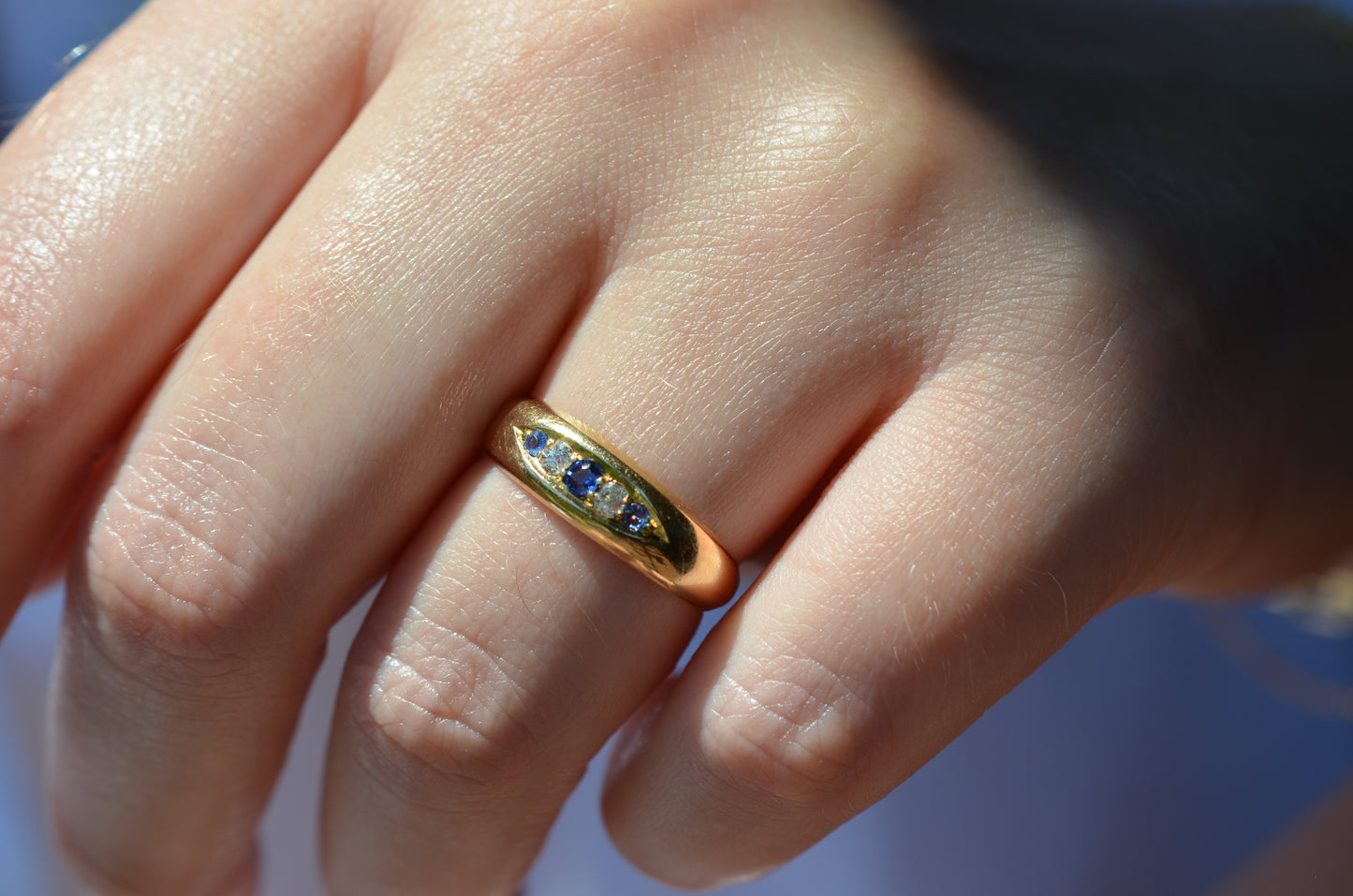 Easy Antique Sapphire Diamond Band Ring