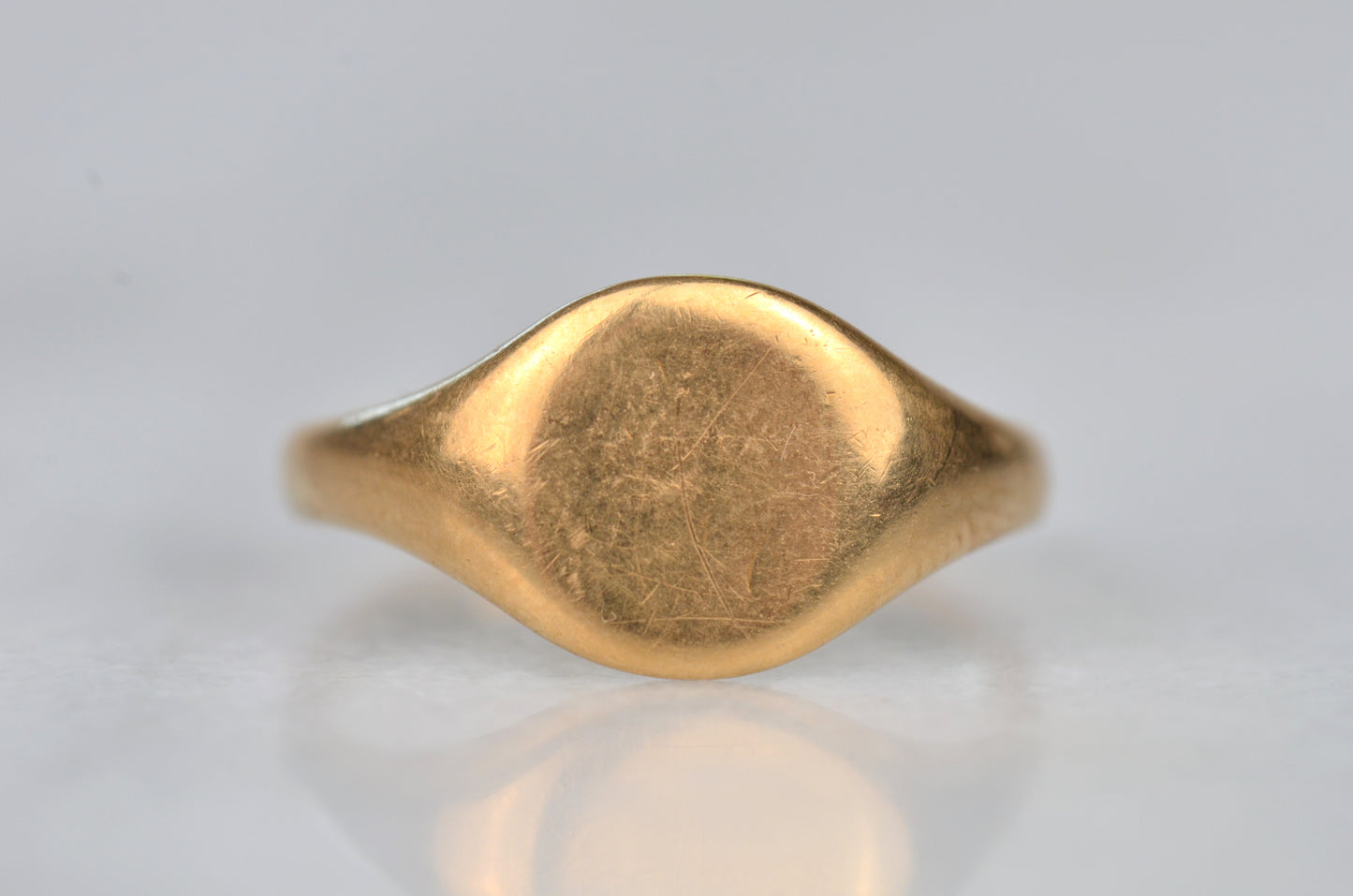 Glowing Antique Smooth Signet
