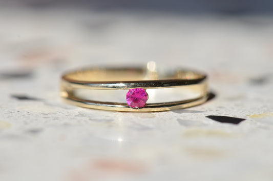 Vibrant Floating Stone Estate Ring