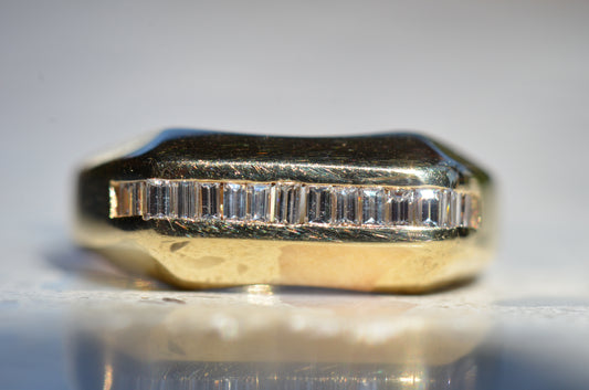 Sleek Vintage Baguette Channel Band