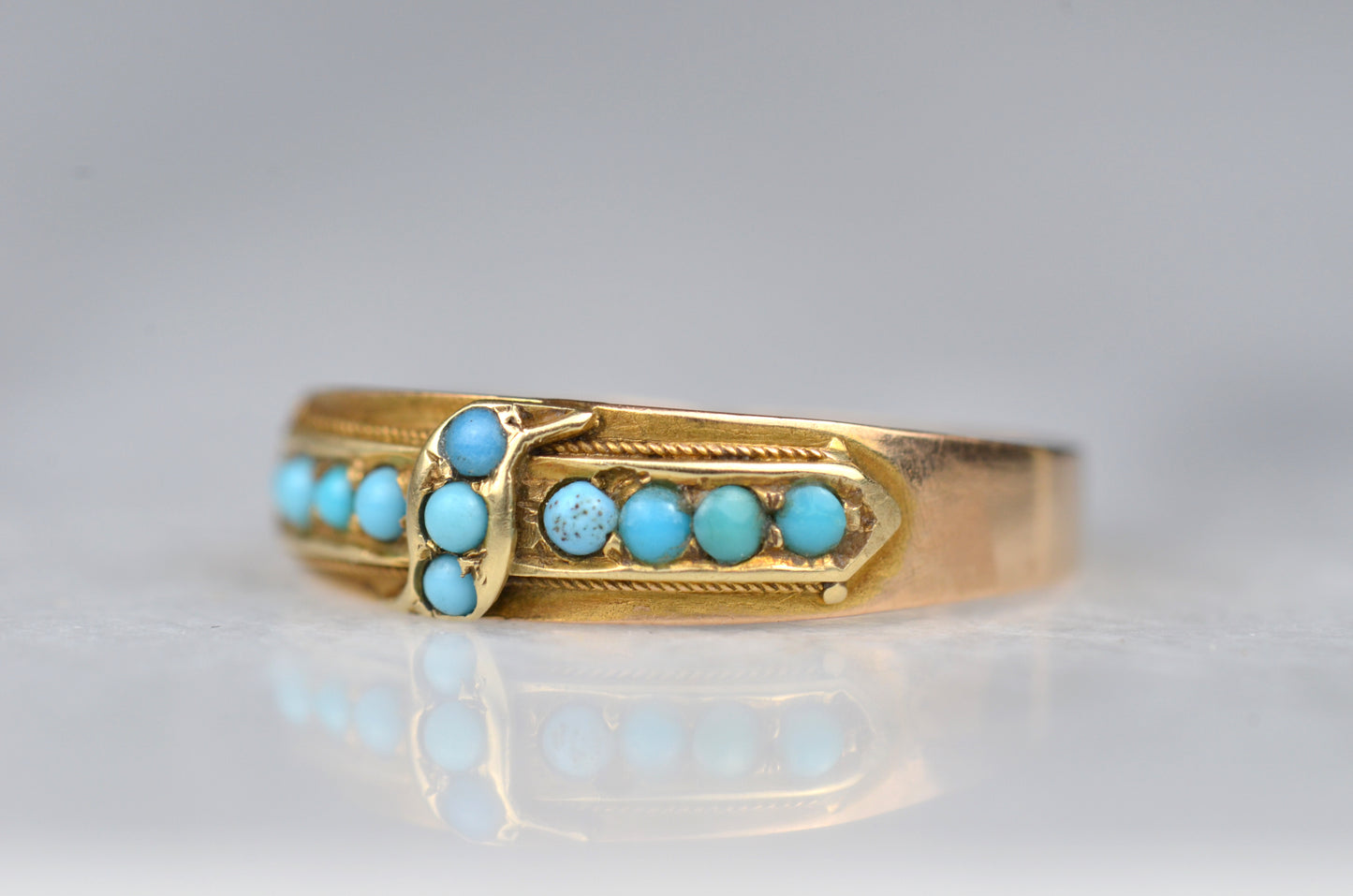 Elegant Victorian Turquoise Band Ring
